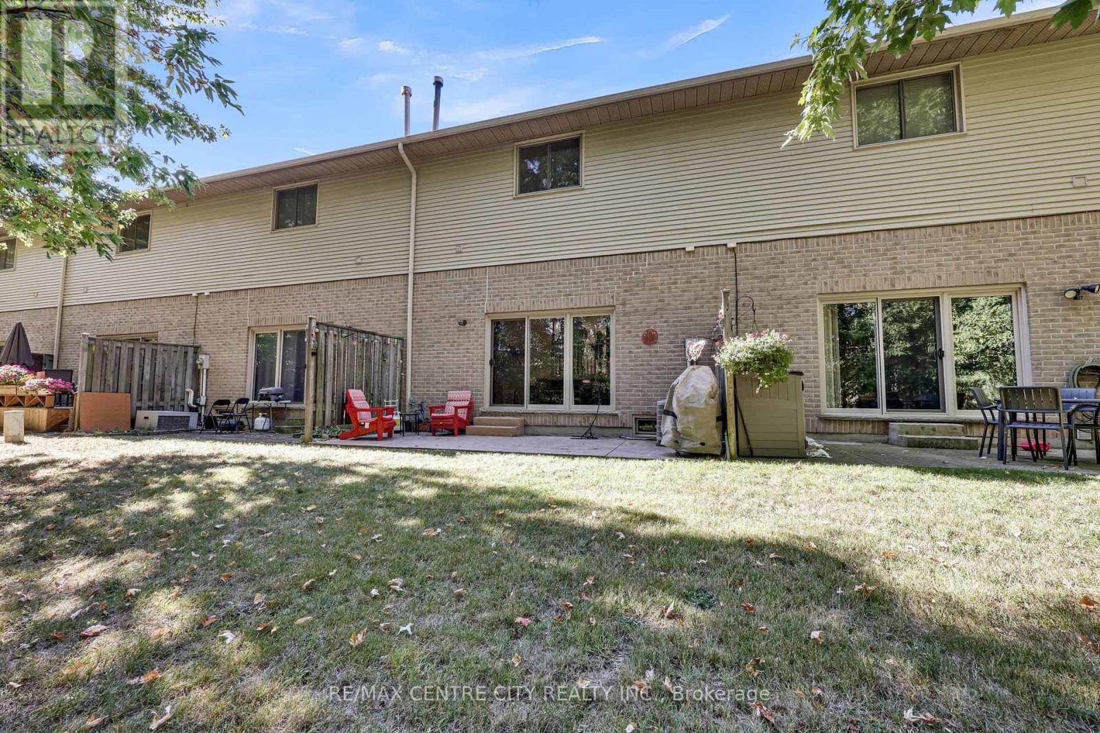 44 - 70 Glenroy Road, London South, Ontario  N5Z 4W9 - Photo 38 - X12414202
