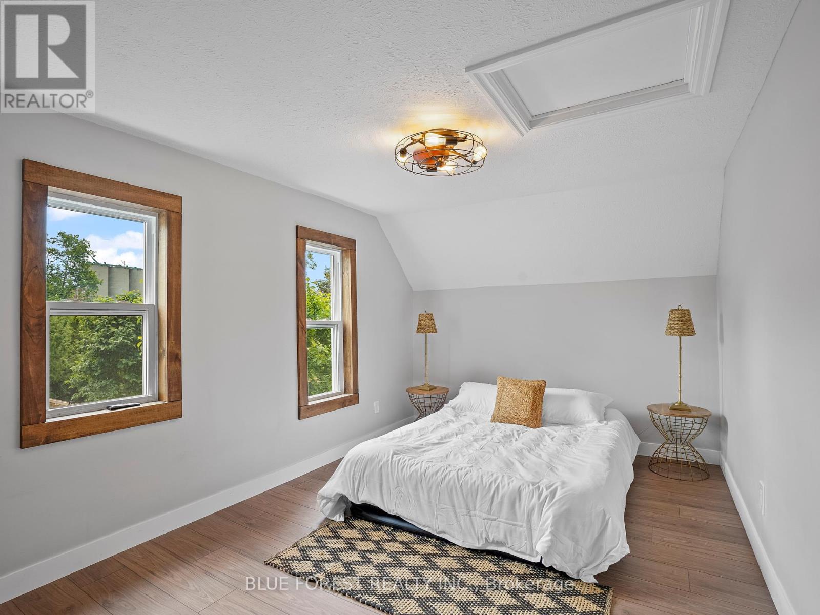 207 Monroe Street, West Elgin, Ontario  N0L 2C0 - Photo 24 - X12414206