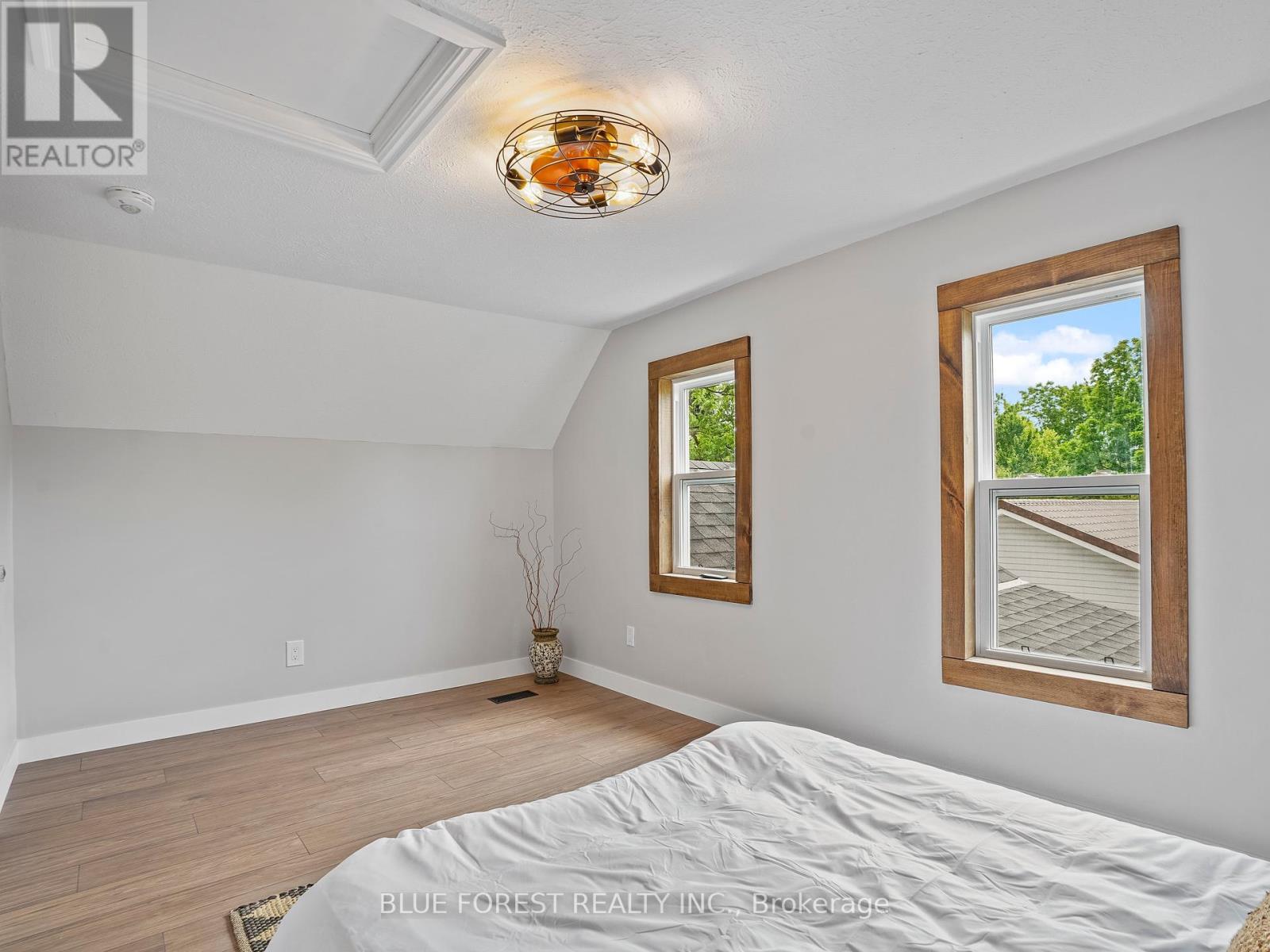 207 Monroe Street, West Elgin, Ontario  N0L 2C0 - Photo 26 - X12414206