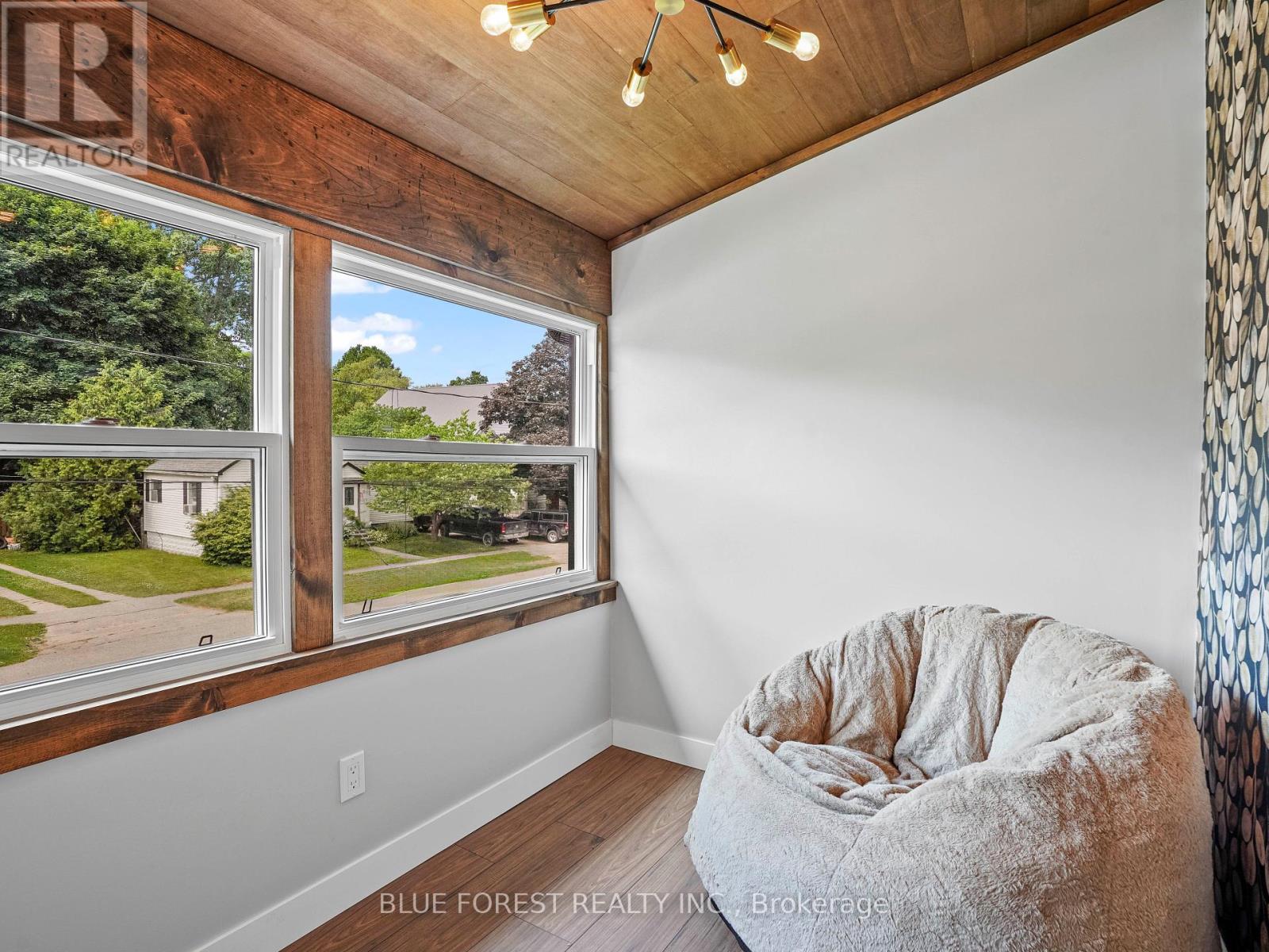 207 Monroe Street, West Elgin, Ontario  N0L 2C0 - Photo 30 - X12414206