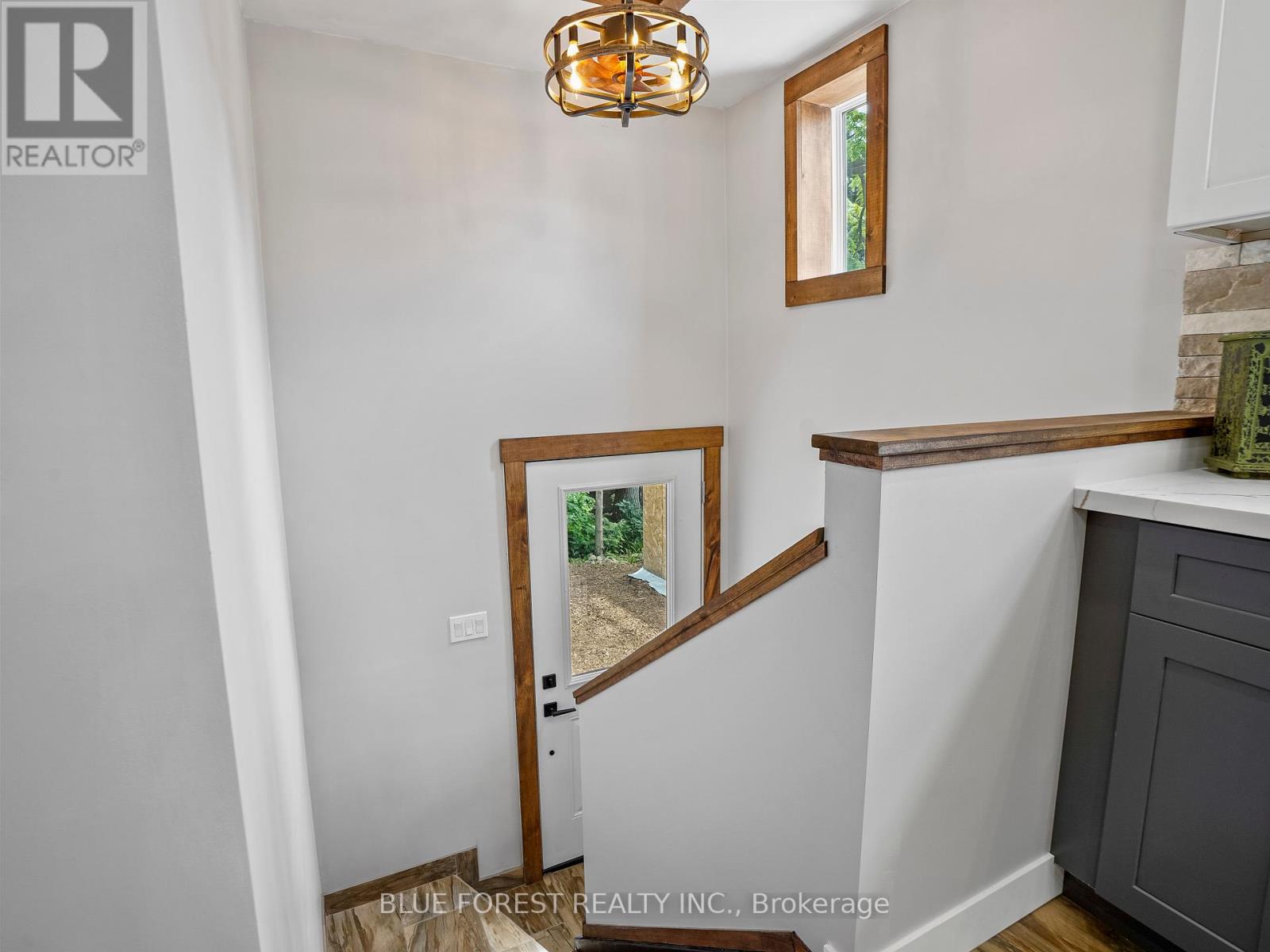 207 Monroe Street, West Elgin, Ontario  N0L 2C0 - Photo 31 - X12414206