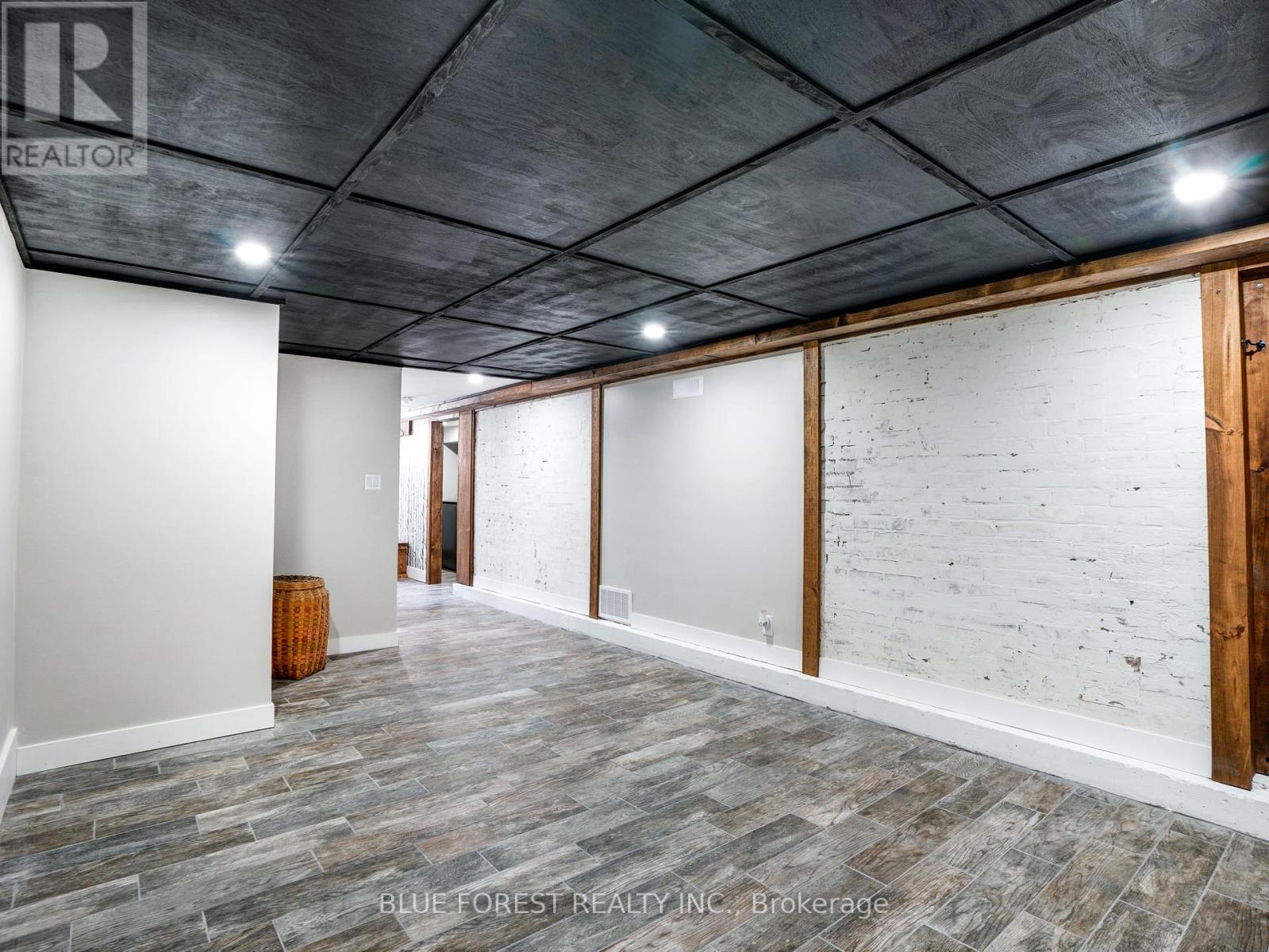 207 Monroe Street, West Elgin, Ontario  N0L 2C0 - Photo 35 - X12414206