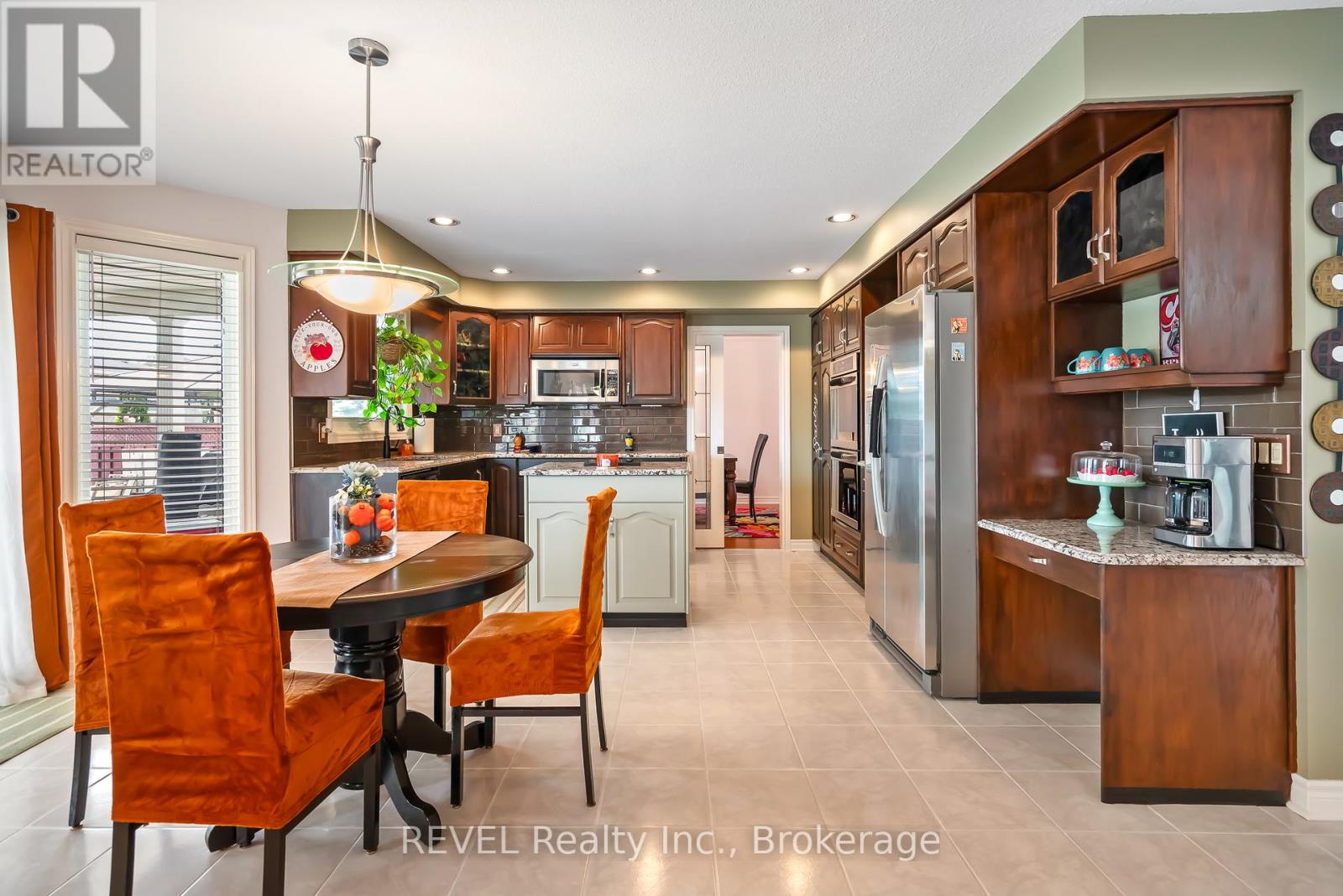 23 Green Meadow Crescent, Welland, Ontario  L3C 6X2 - Photo 13 - X12414166