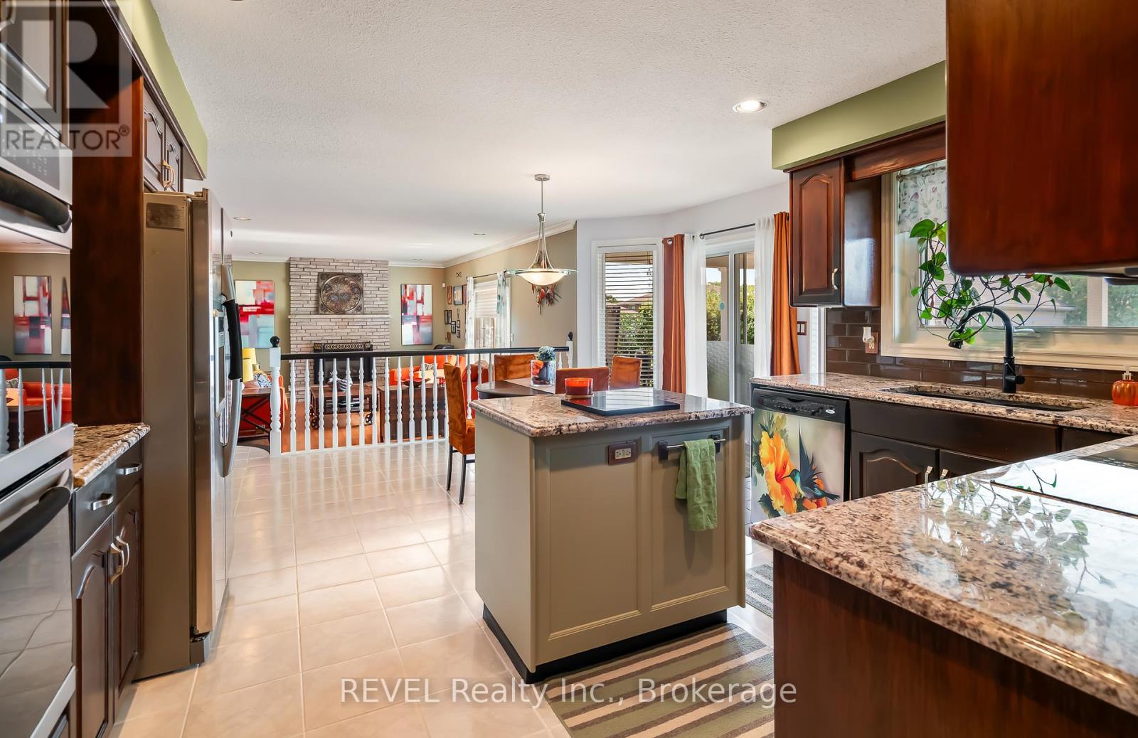 23 Green Meadow Crescent, Welland, Ontario  L3C 6X2 - Photo 9 - X12414166