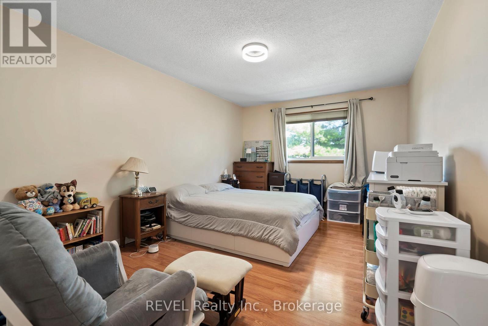 26 Vintage Crescent, St. Catharines, Ontario  L2S 3C2 - Photo 10 - X12414186