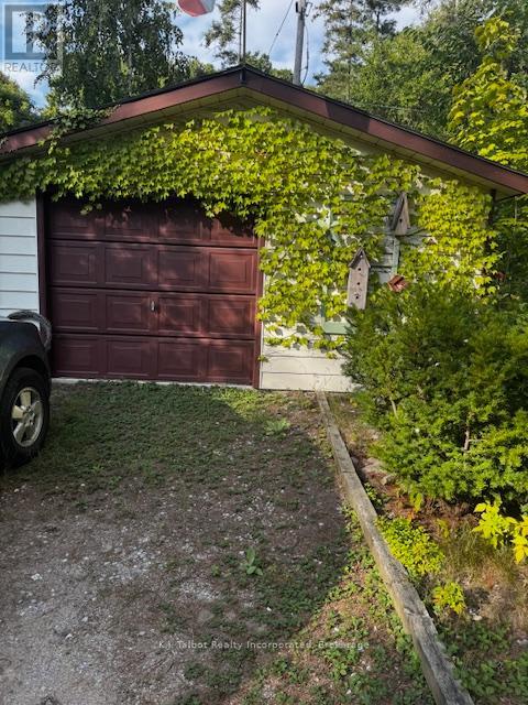 213 Chestnut Drive Drive S, Central Huron (Goderich), Ontario  N0M 1L0 - Photo 29 - X12397405