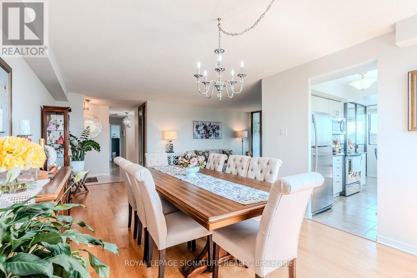 902 - 133 Torresdale Avenue, Toronto, Ontario  M2R 3T2 - Photo 7 - C12414164