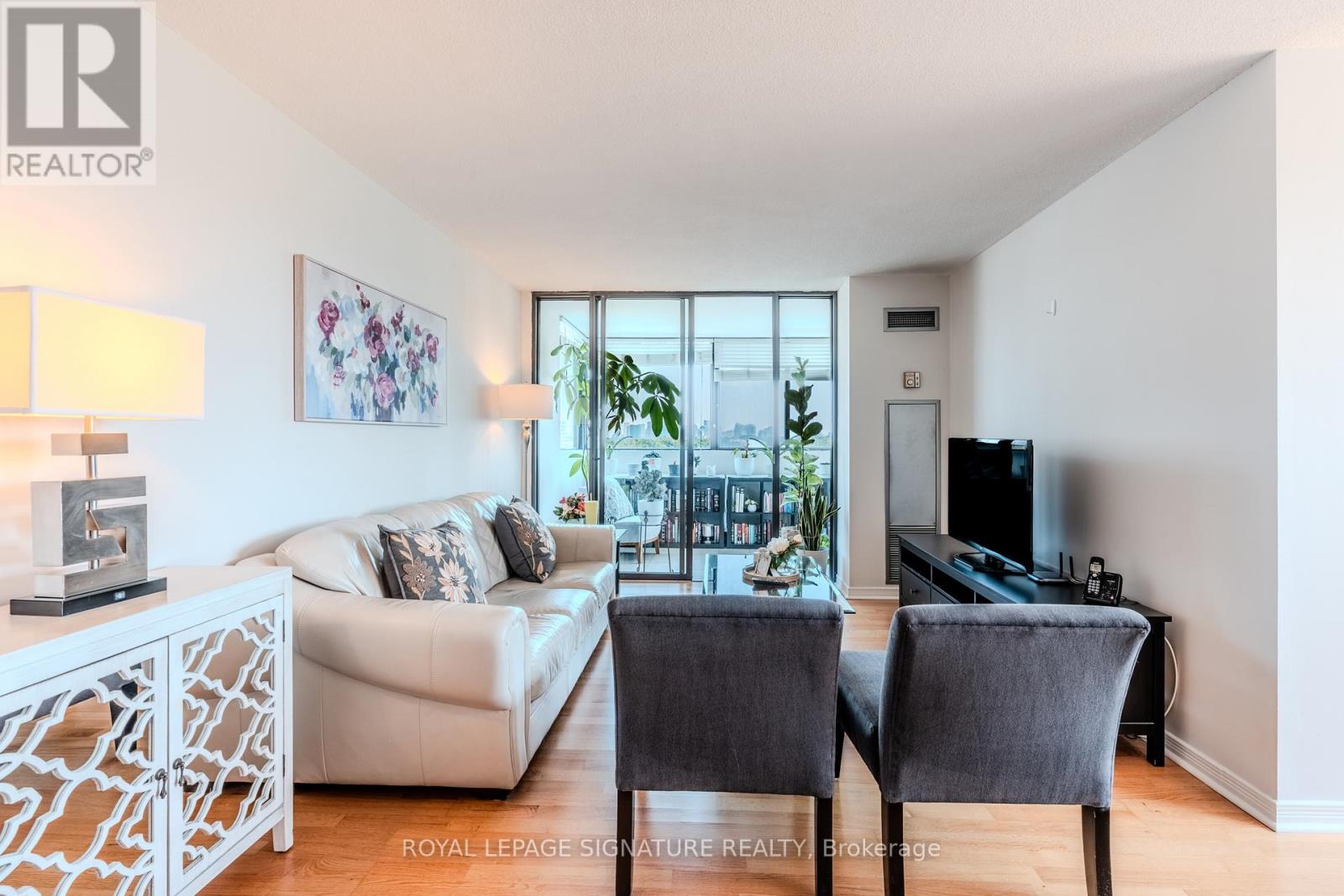 902 - 133 Torresdale Avenue, Toronto, Ontario  M2R 3T2 - Photo 9 - C12414164