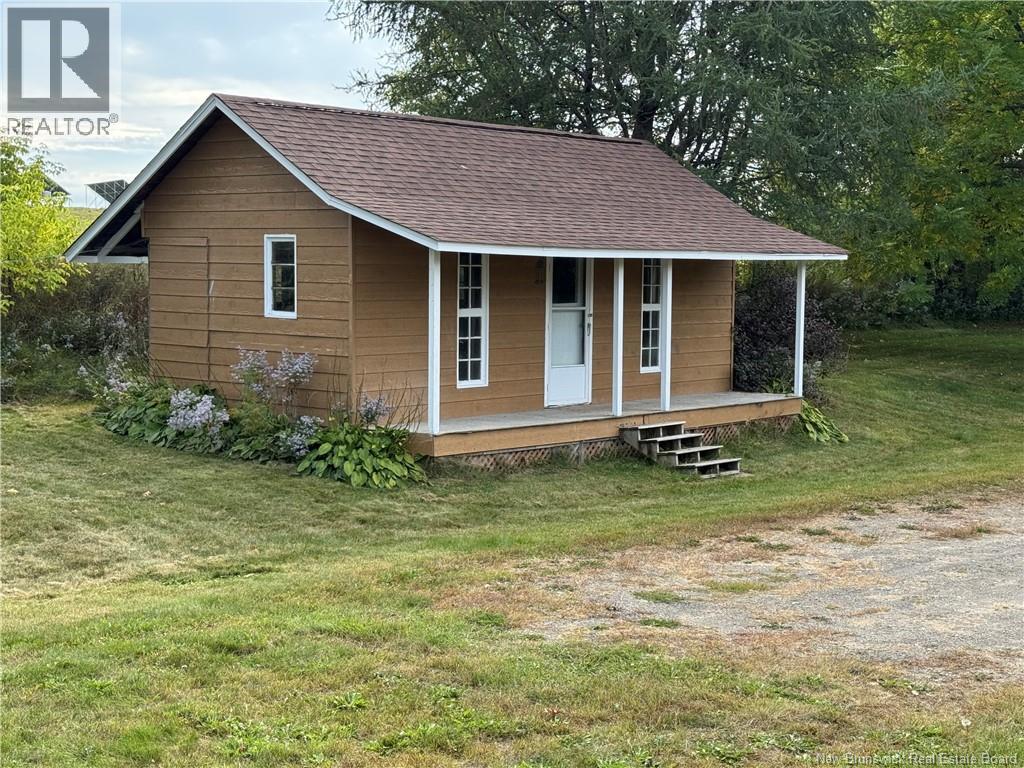 37 Waugh Road, Riverbank, New Brunswick  E7L 4H7 - Photo 2 - NB127005
