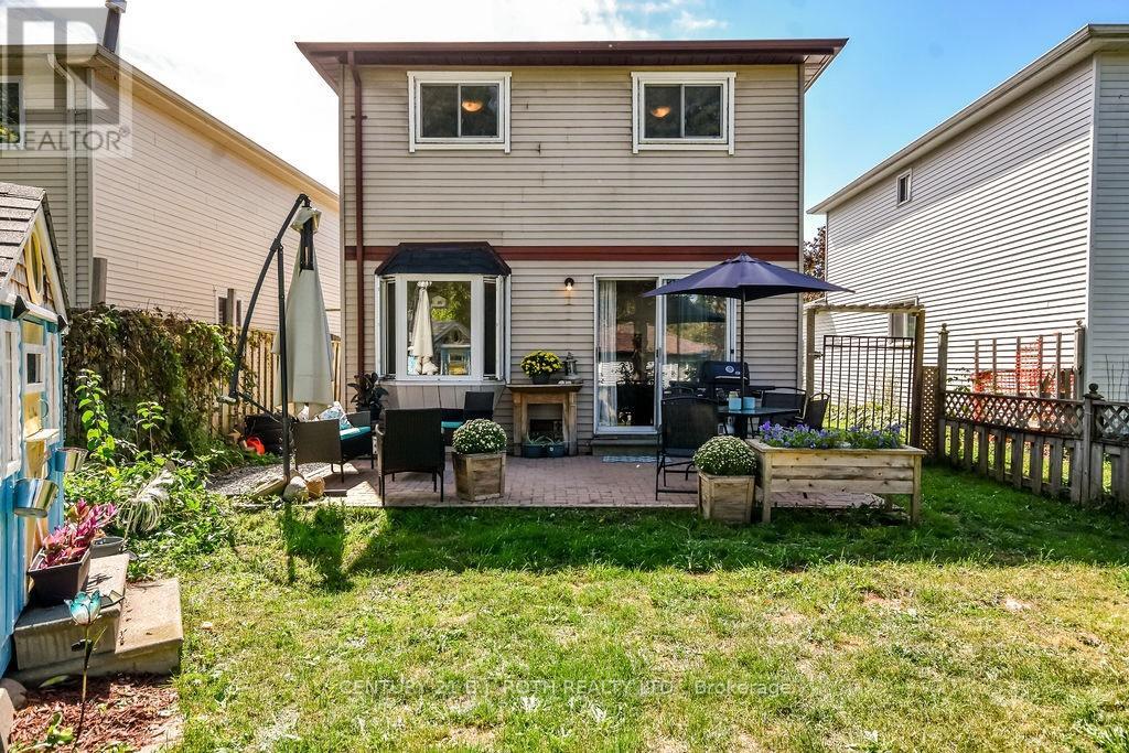 60 Corbett Drive, Barrie, Ontario  L4M 5V2 - Photo 22 - S12414190