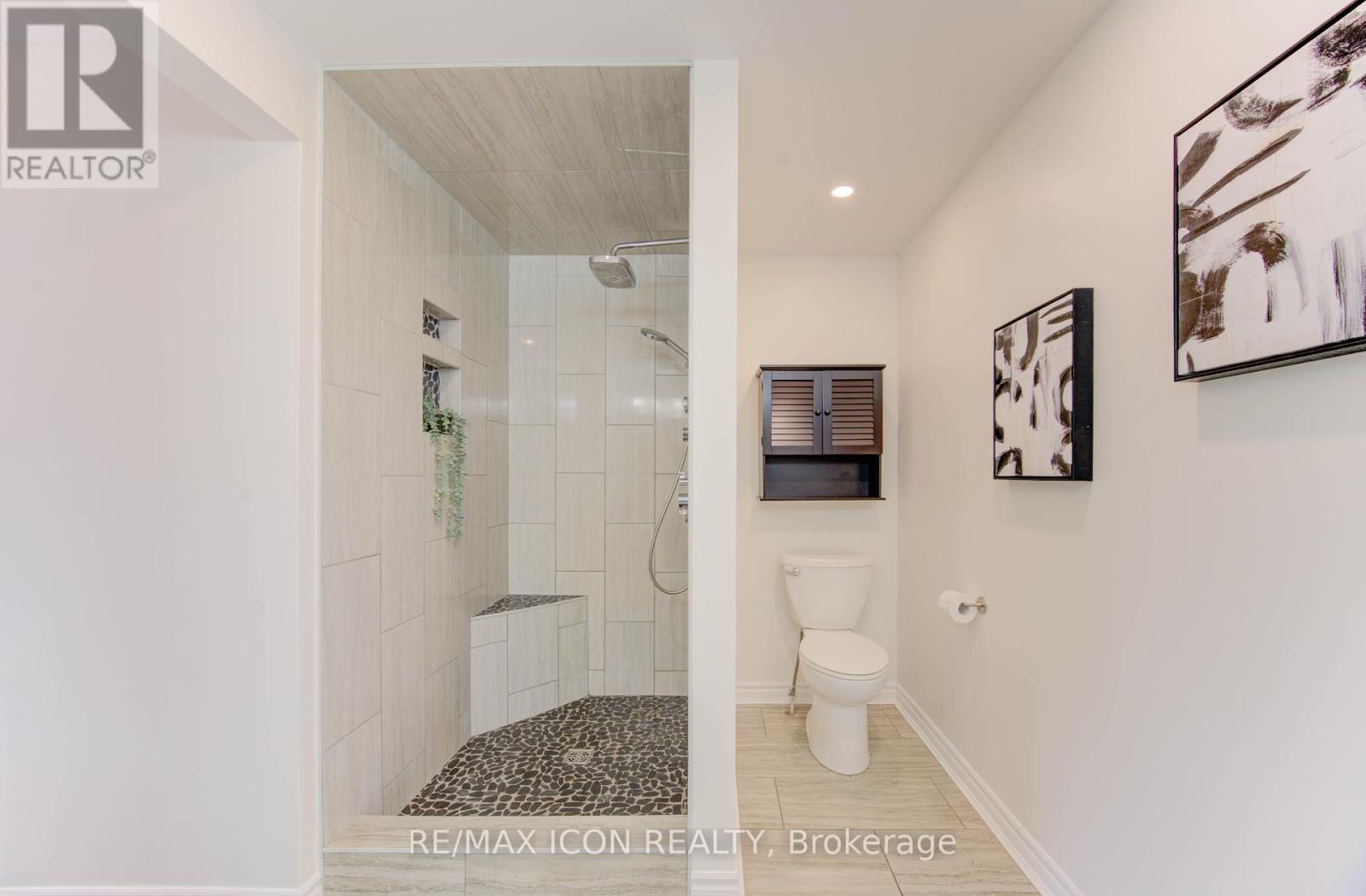 43 Winding Way, Kitchener, Ontario  N2N 1M4 - Photo 21 - X12414150