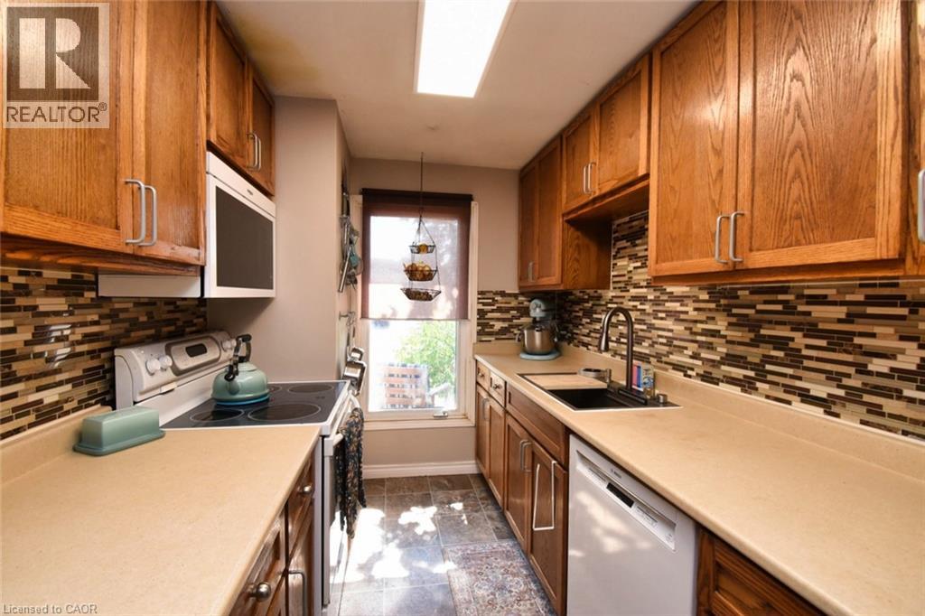 302 Linden Drive, Cambridge, Ontario  N3H 4Y2 - Photo 3 - 40769834