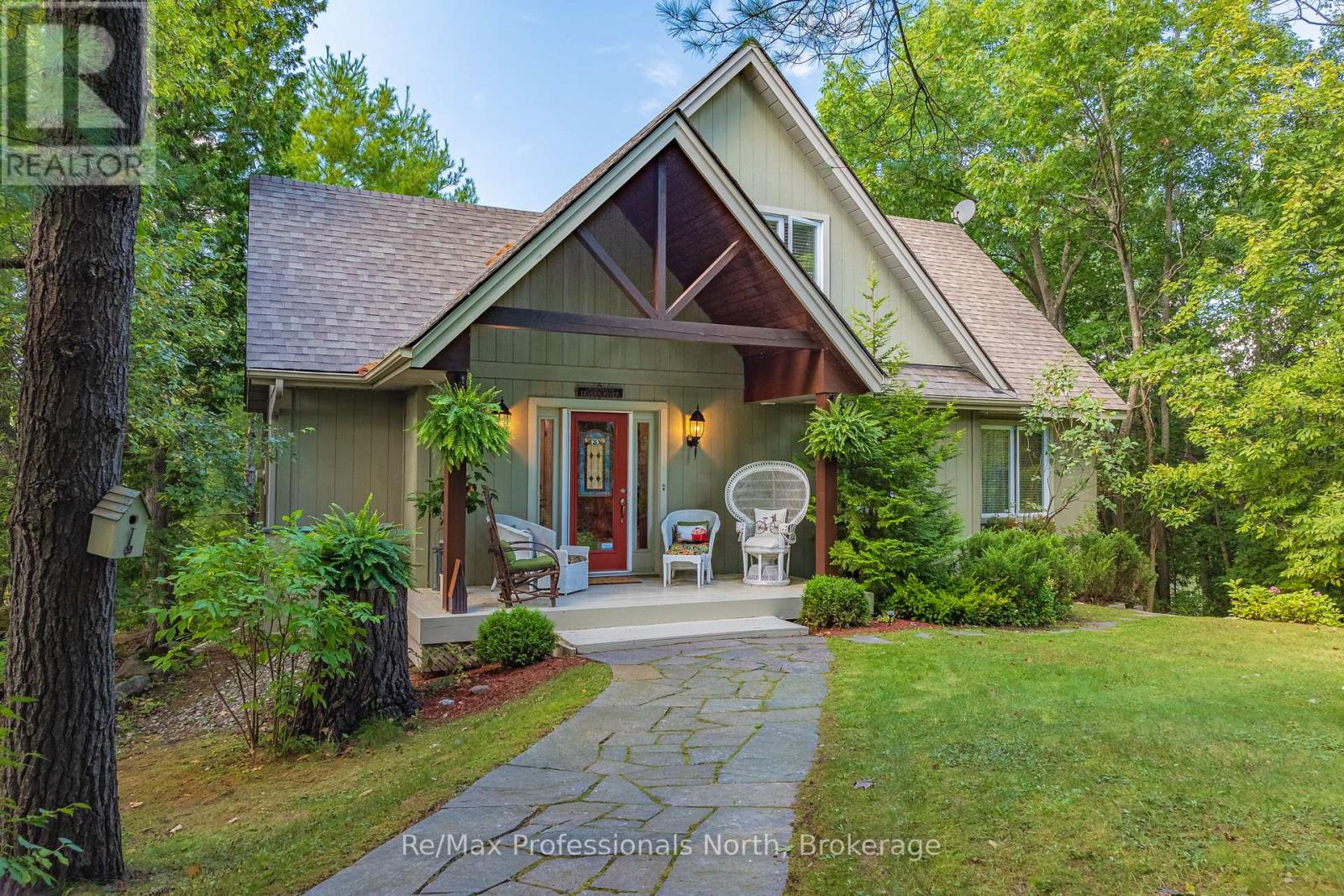 Property at 1005 LAIDLAW AVENUE image 3