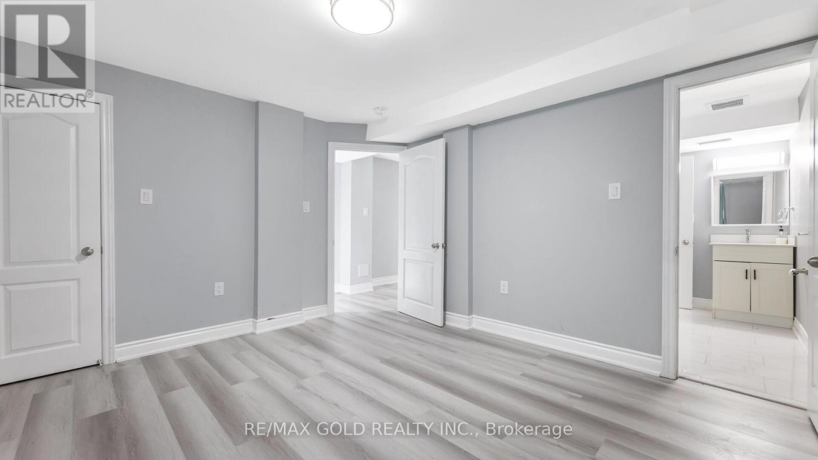 68 Dewridge Court, Brampton, Ontario  L6R 3B9 - Photo 30 - W12414204