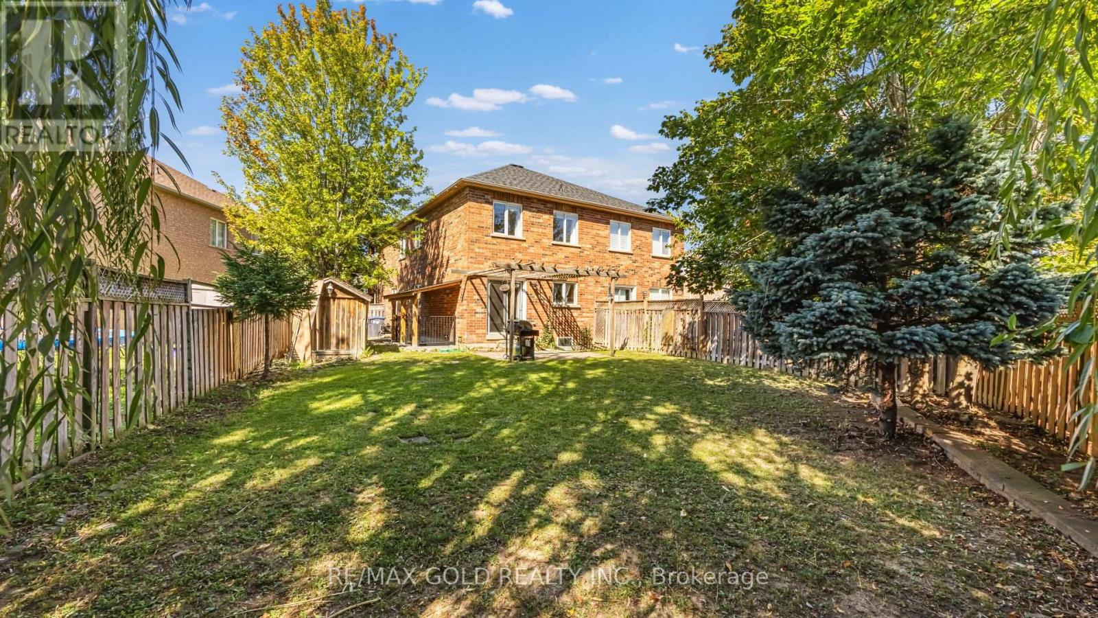68 Dewridge Court, Brampton, Ontario  L6R 3B9 - Photo 32 - W12414204