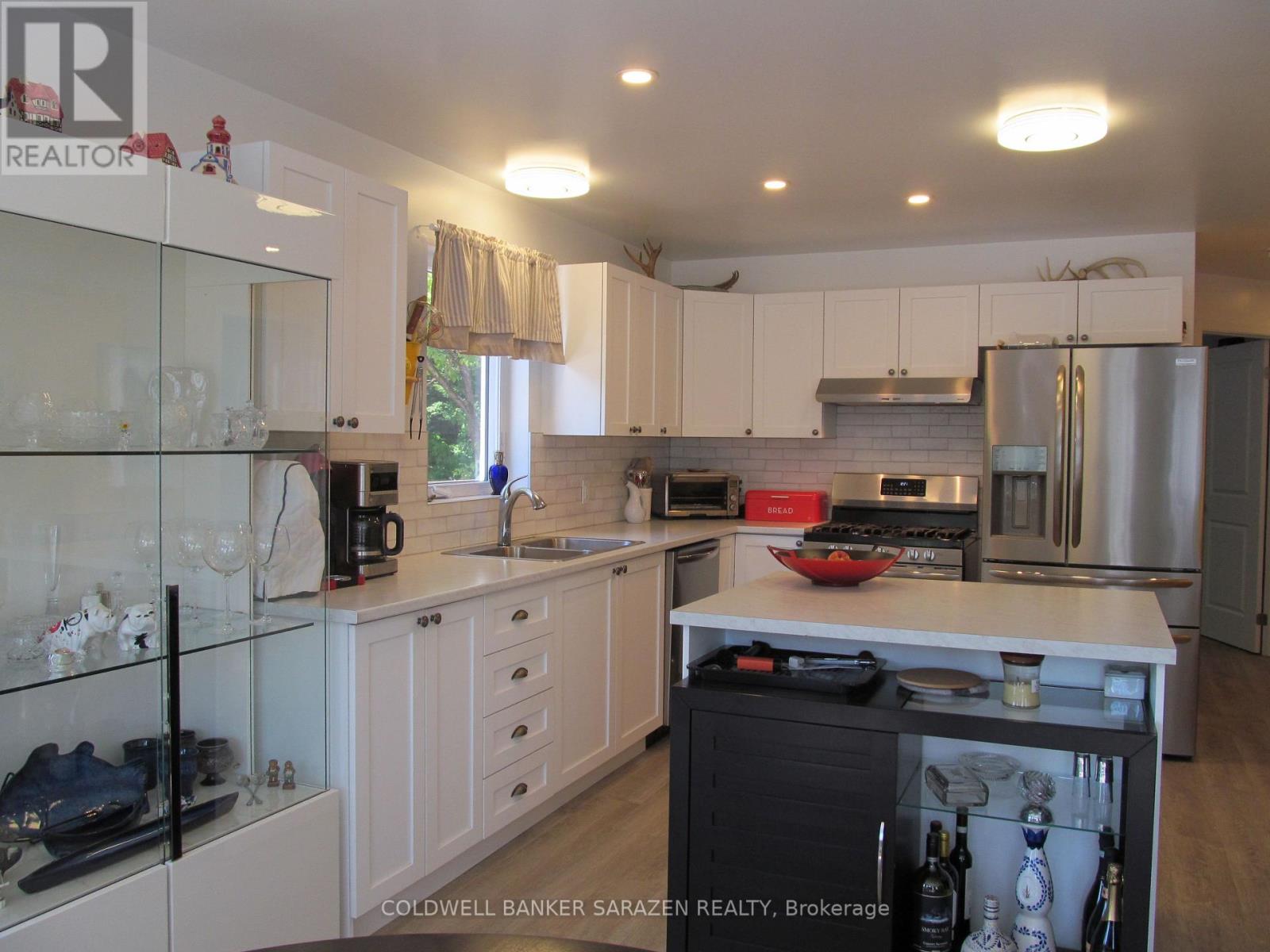 2981 White Lake Road, Mcnab/braeside, Ontario  K0A 3L0 - Photo 12 - X12414221