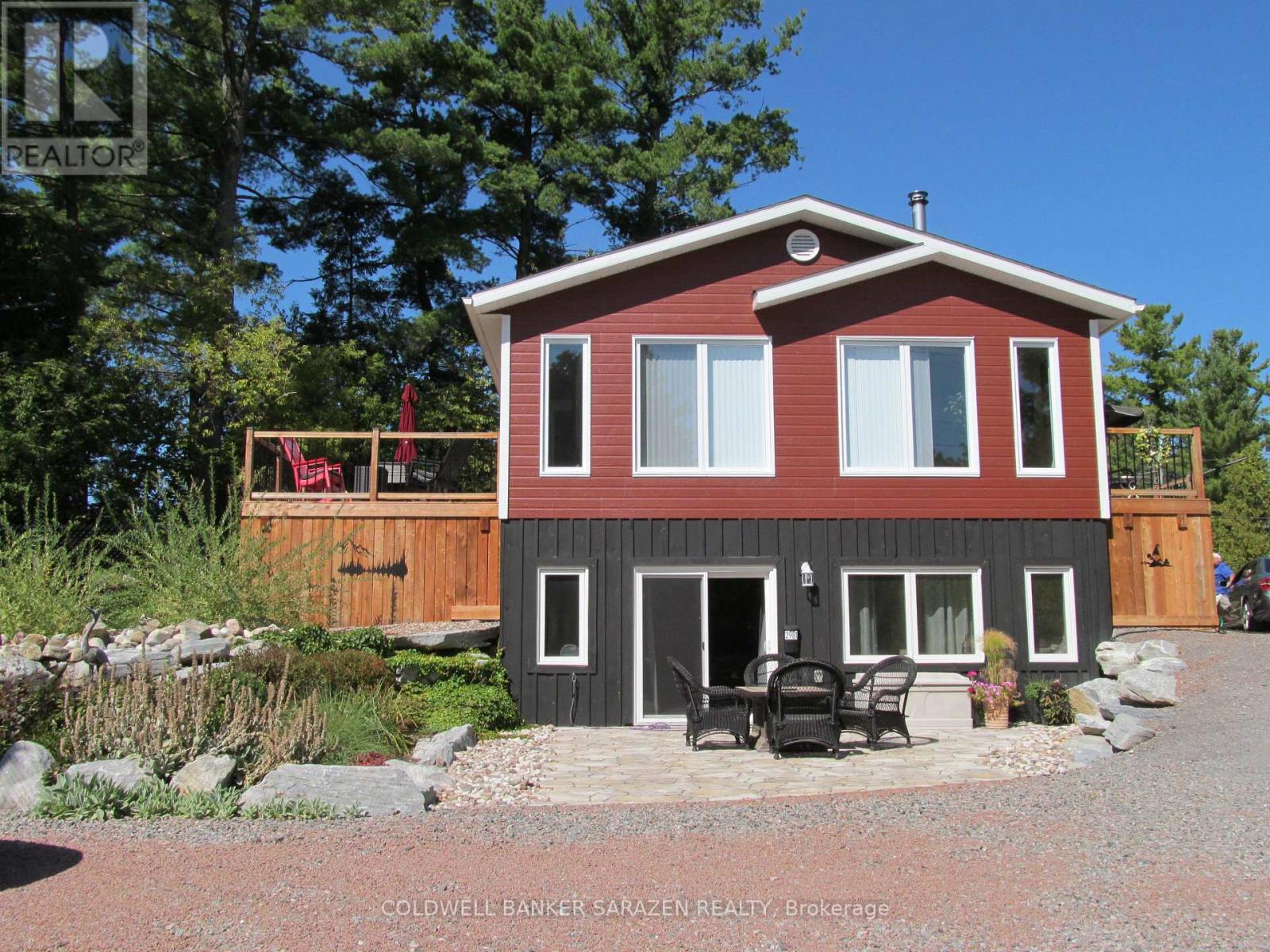 2981 White Lake Road, Mcnab/braeside, Ontario  K0A 3L0 - Photo 2 - X12414221
