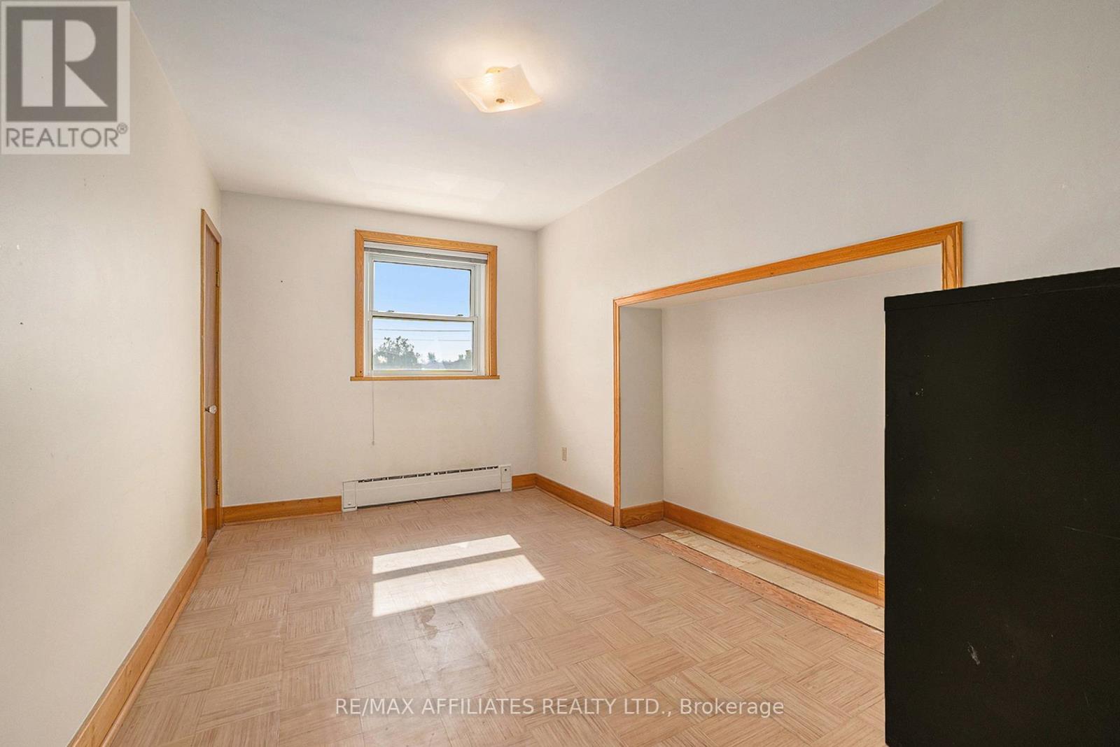 Apt 1 - 21 Wilson Street W, Perth, Ontario  K7H 2S8 - Photo 26 - X12414234
