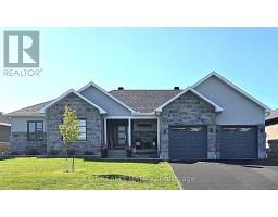 37 WHITETAIL AVENUE, South Stormont, Ontario