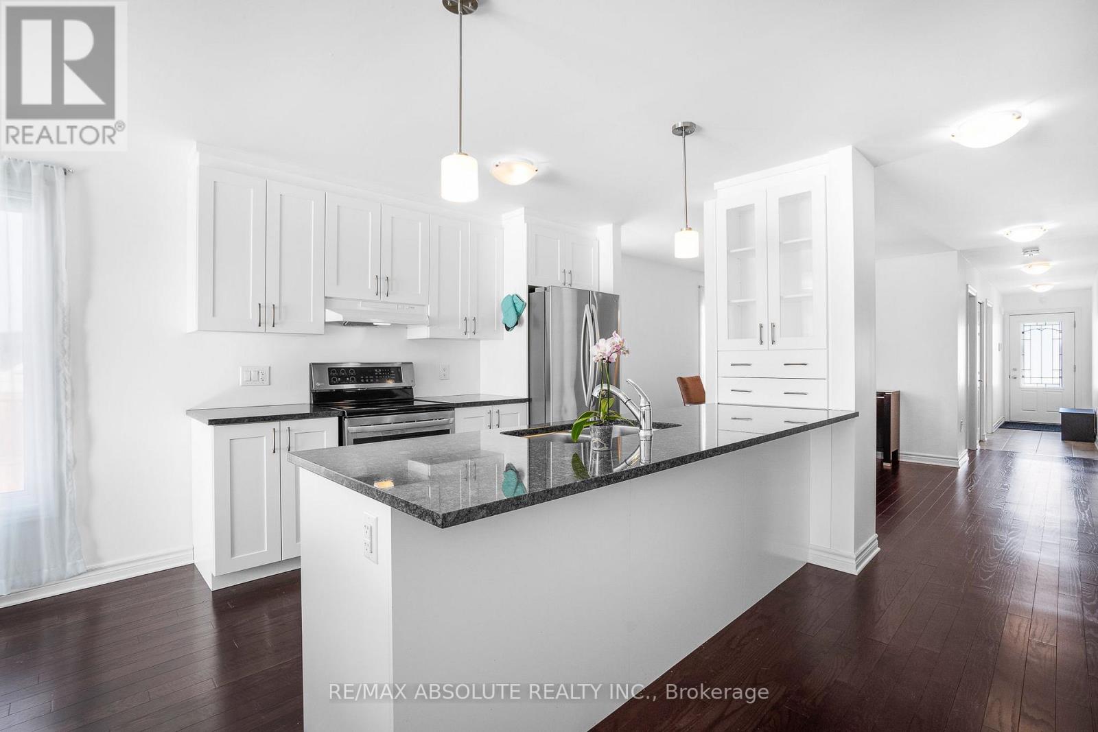 625 Robert Street, Clarence-Rockland, Ontario  K4K 0J8 - Photo 7 - X12414238