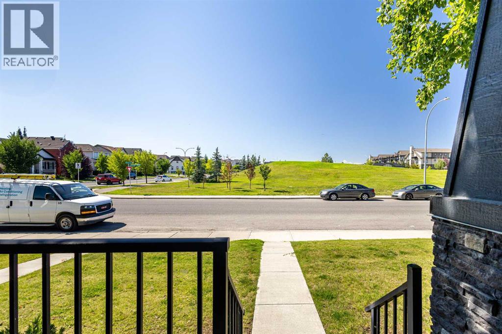 11 Copperpond Landing Se, Calgary, Alberta  T2Z 1G6 - Photo 33 - A2258421