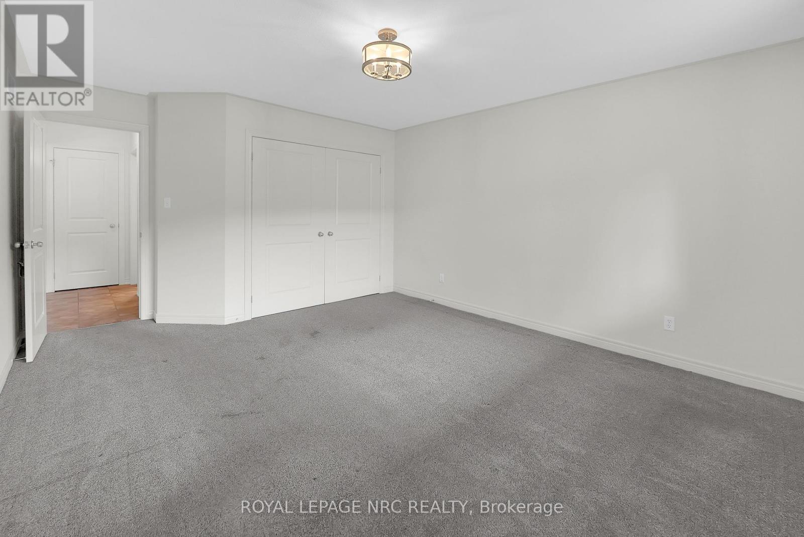 3879 Lower Coach Road, Fort Erie, Ontario  L0S 1S0 - Photo 16 - X12414212