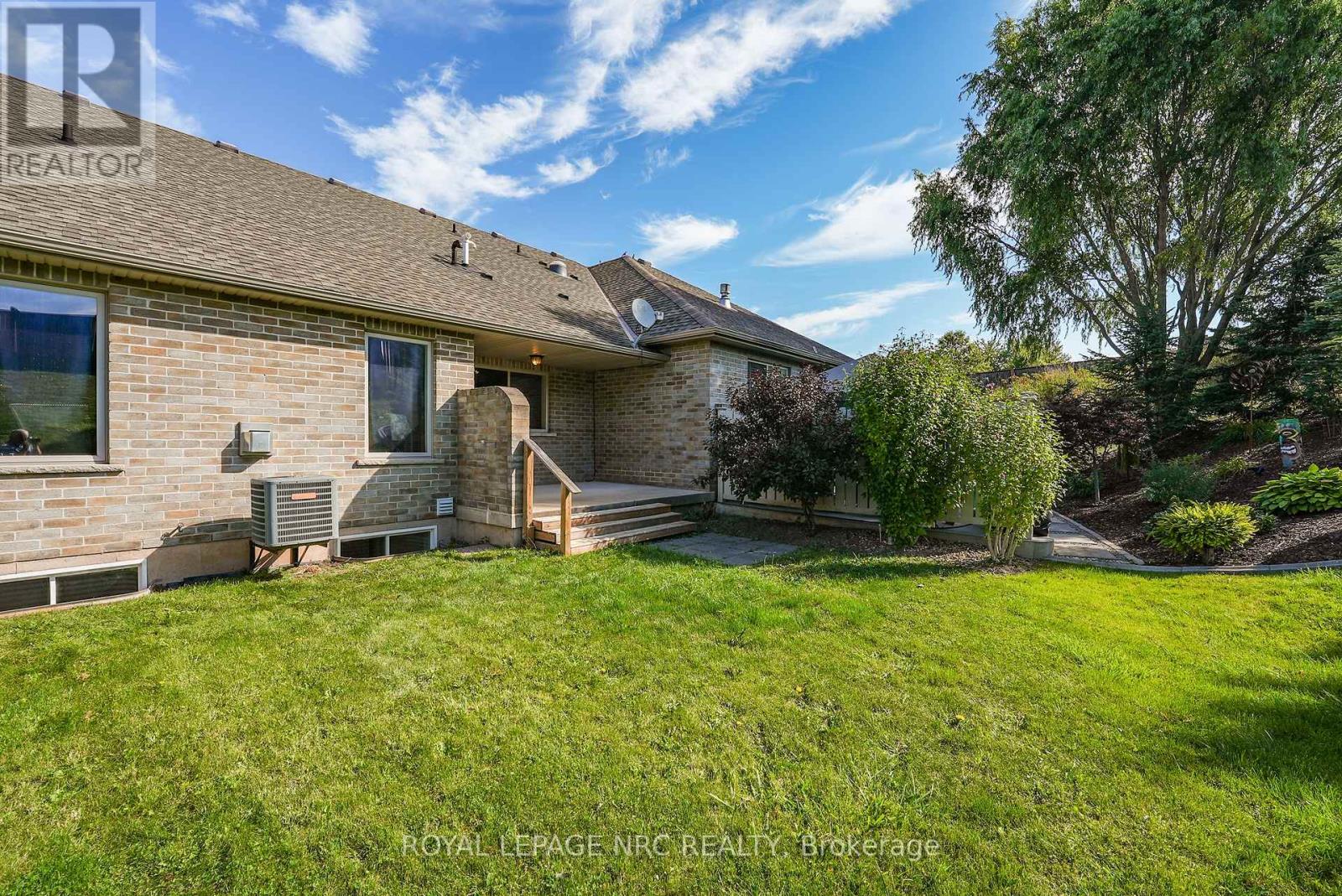 3879 Lower Coach Road, Fort Erie, Ontario  L0S 1S0 - Photo 33 - X12414212