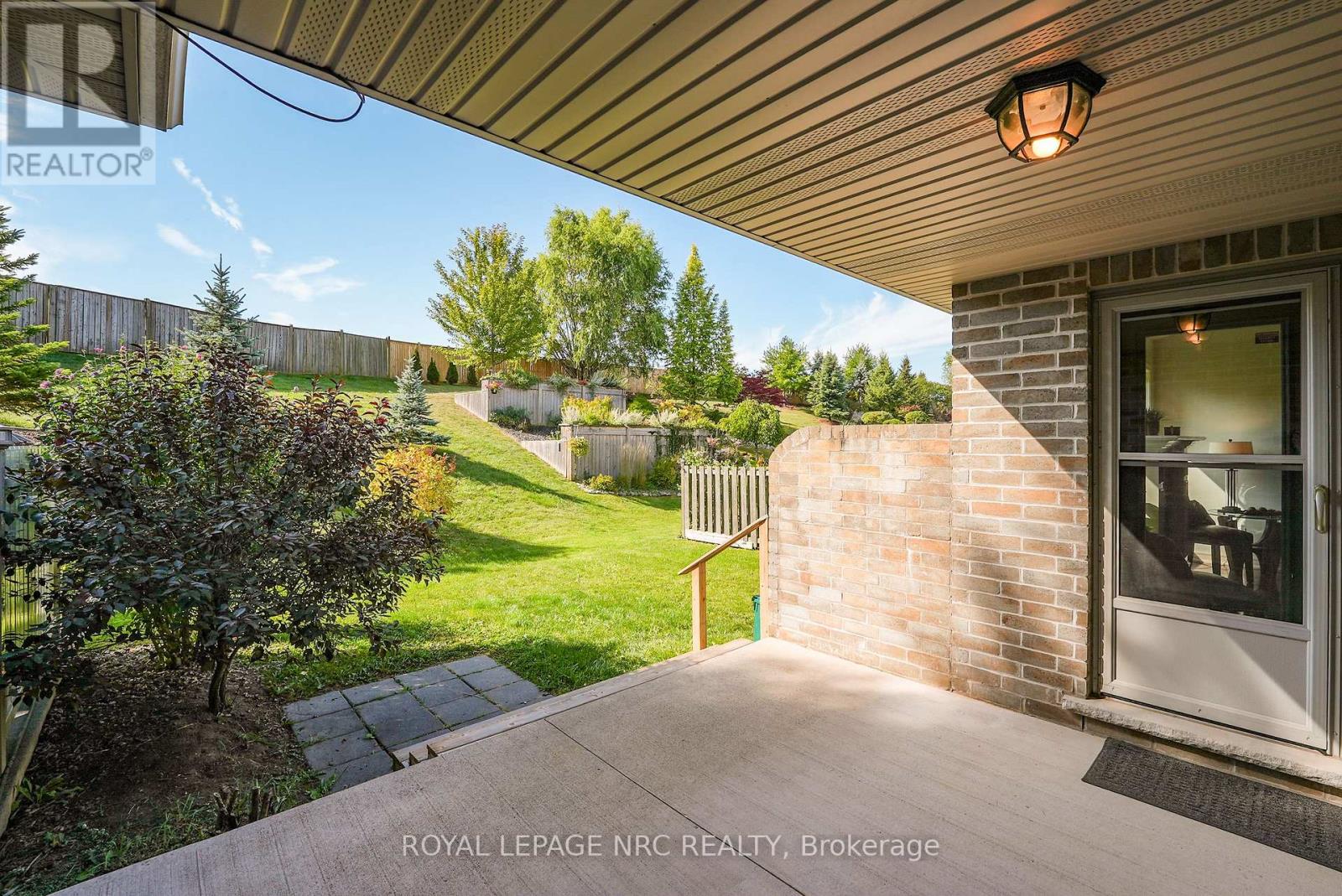 3879 Lower Coach Road, Fort Erie, Ontario  L0S 1S0 - Photo 4 - X12414212