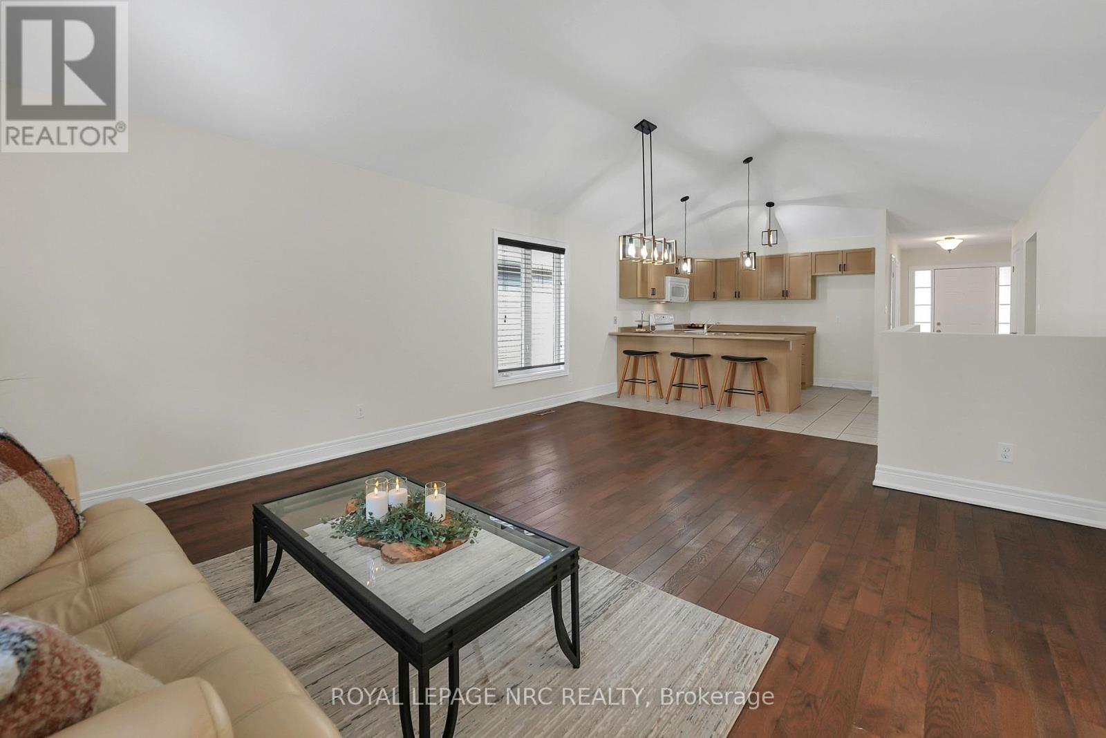 3719 Concord Avenue, Fort Erie, Ontario  L0S 1B0 - Photo 16 - X12414213