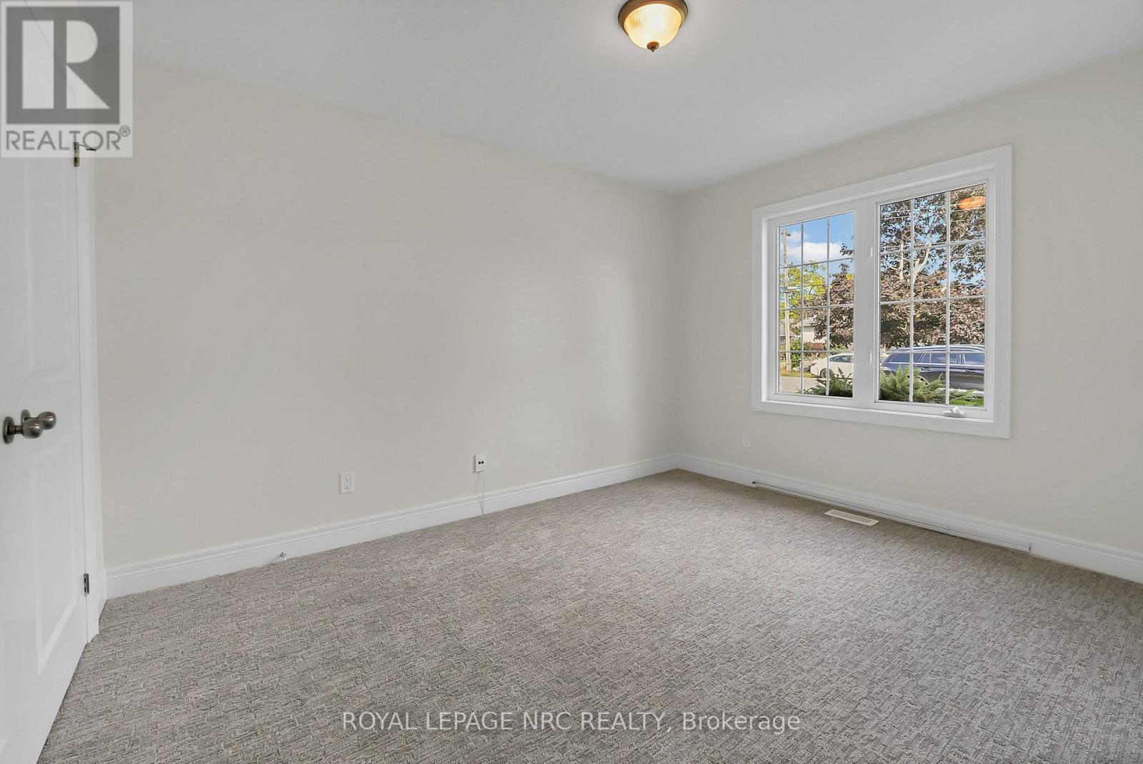 3719 Concord Avenue, Fort Erie, Ontario  L0S 1B0 - Photo 22 - X12414213