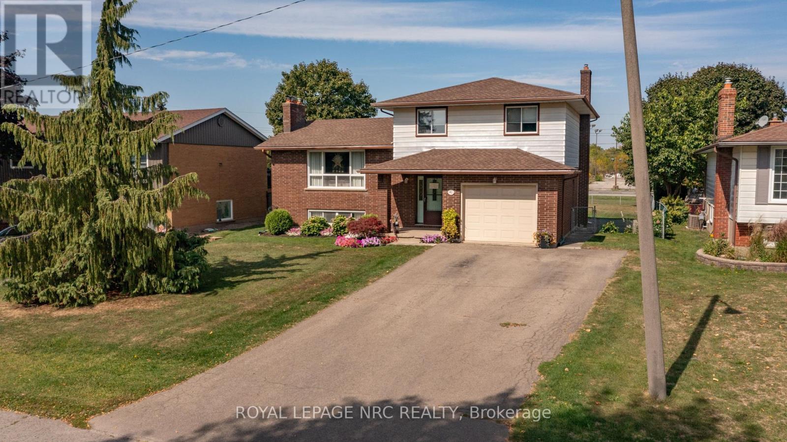 41 Third Avenue, Port Colborne, Ontario  L3K 5P2 - Photo 3 - X12414237