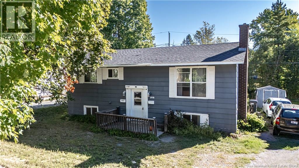 208 Mckeen Street, Fredericton, New Brunswick  E3A 2R1 - Photo 1 - NB126926