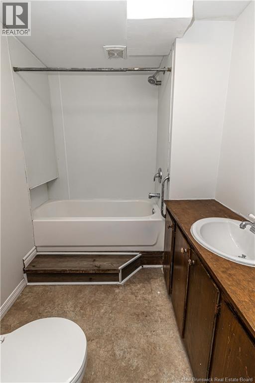 208 Mckeen Street, Fredericton, New Brunswick  E3A 2R1 - Photo 19 - NB126926