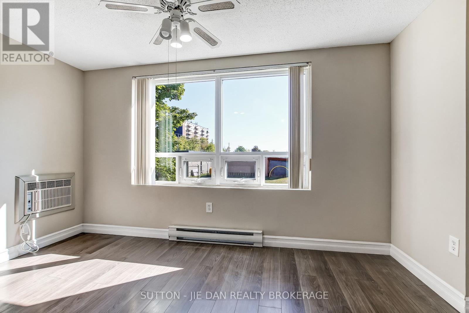 203 - 77 Base Line Road W, London South, Ontario  N6J 1V5 - Photo 19 - X12408508