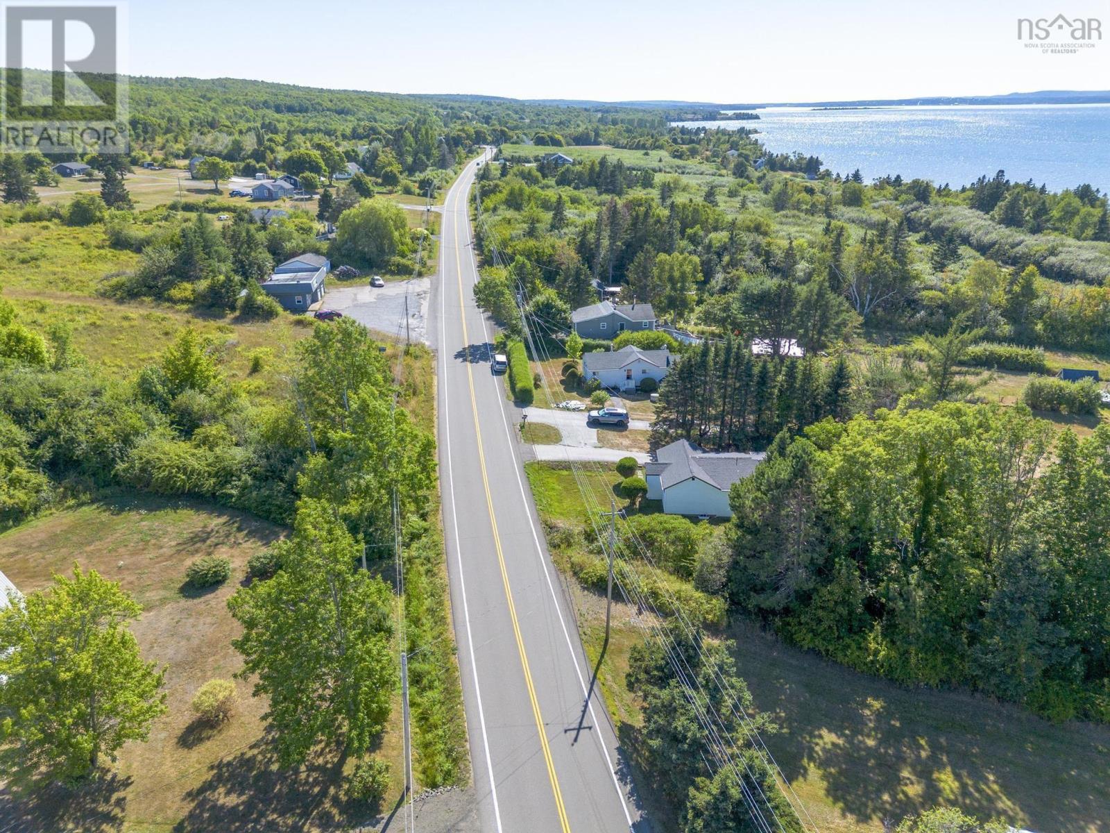 925 1 Highway, Deep Brook, Nova Scotia  B0S 1J0 - Photo 36 - 202520965