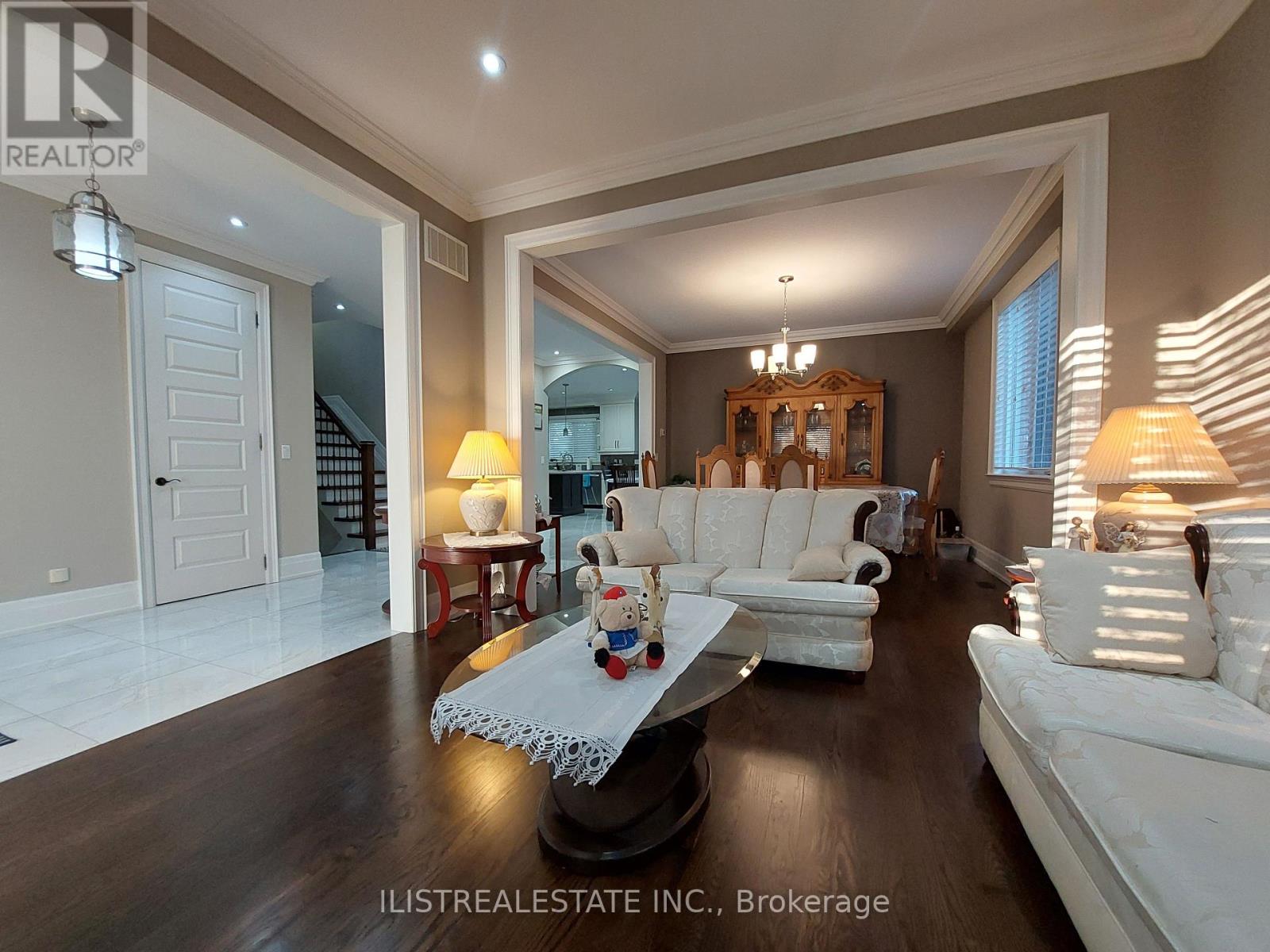 59 Princemere Crescent, Toronto, Ontario  M1R 3X1 - Photo 7 - E12414222