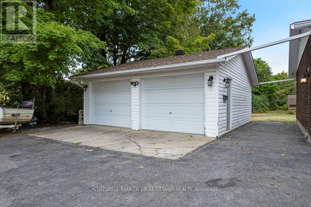 376 Napoleon Street, Carleton Place, Ontario  K7C 4V5 - Photo 43 - X12383047