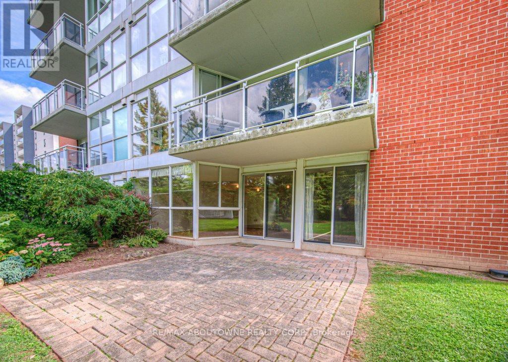 103 - 1071 Queens Avenue, Oakville, Ontario  L6H 2R5 - Photo 14 - W12414242
