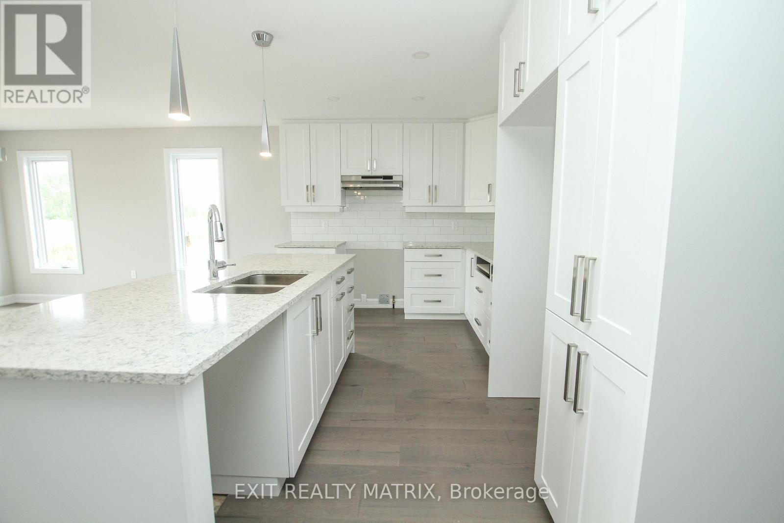 9 Glenco Road, South Stormont, Ontario  K0C 2A0 - Photo 10 - X12414250