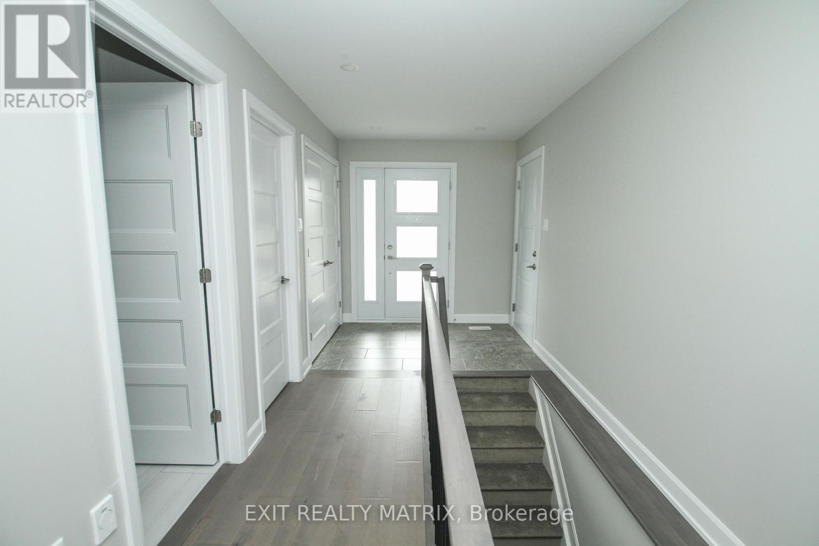 9 Glenco Road, South Stormont, Ontario  K0C 2A0 - Photo 5 - X12414250