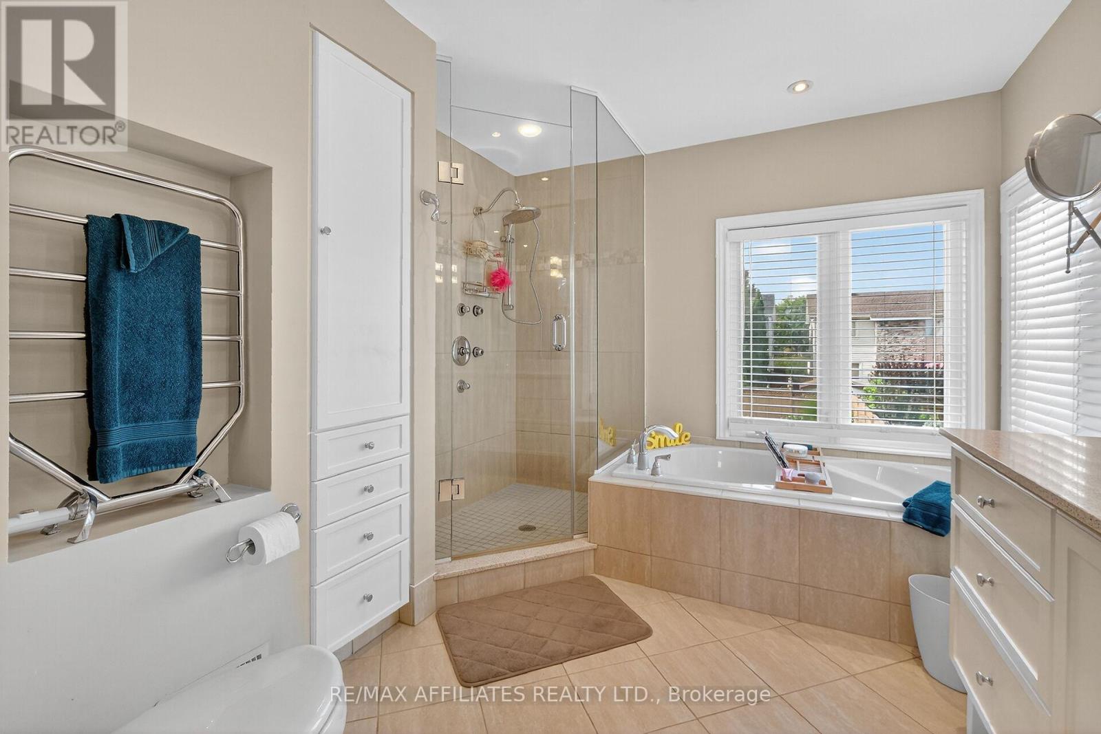 560 Falwyn Crescent, Ottawa, Ontario  K4A 2A4 - Photo 20 - X12414266
