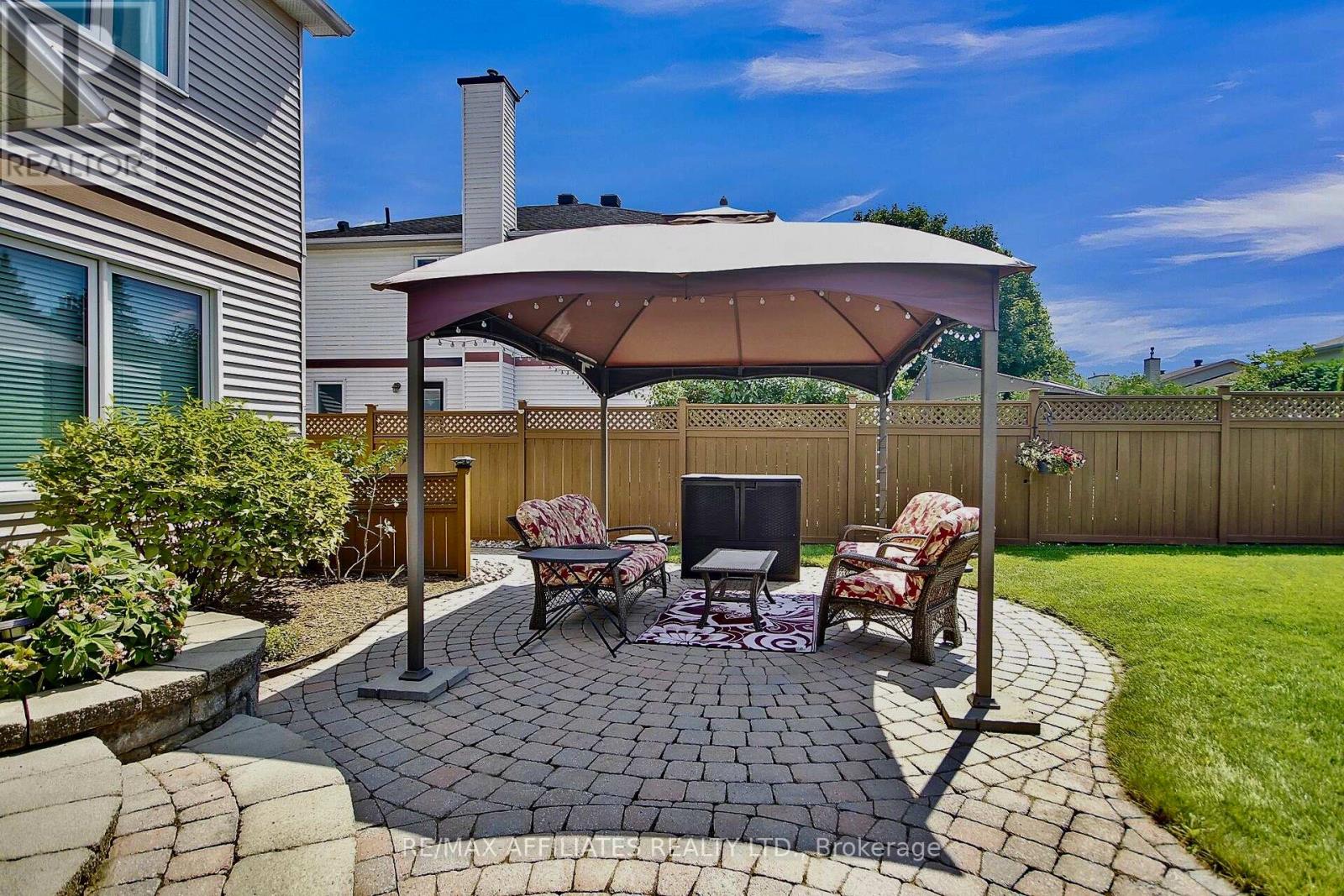 560 Falwyn Crescent, Ottawa, Ontario  K4A 2A4 - Photo 29 - X12414266
