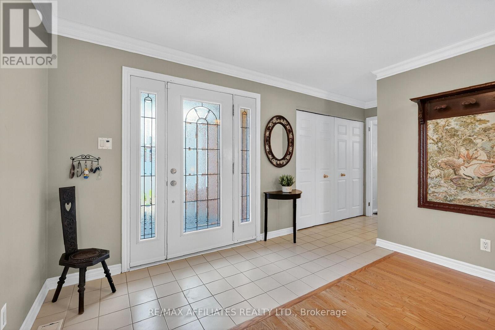 560 Falwyn Crescent, Ottawa, Ontario  K4A 2A4 - Photo 3 - X12414266