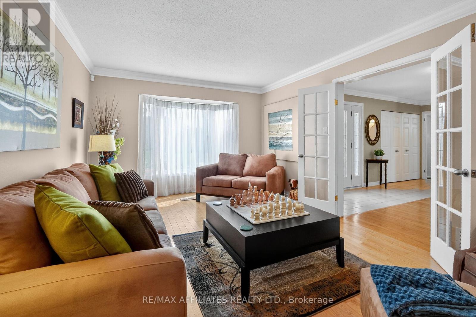 560 Falwyn Crescent, Ottawa, Ontario  K4A 2A4 - Photo 7 - X12414266