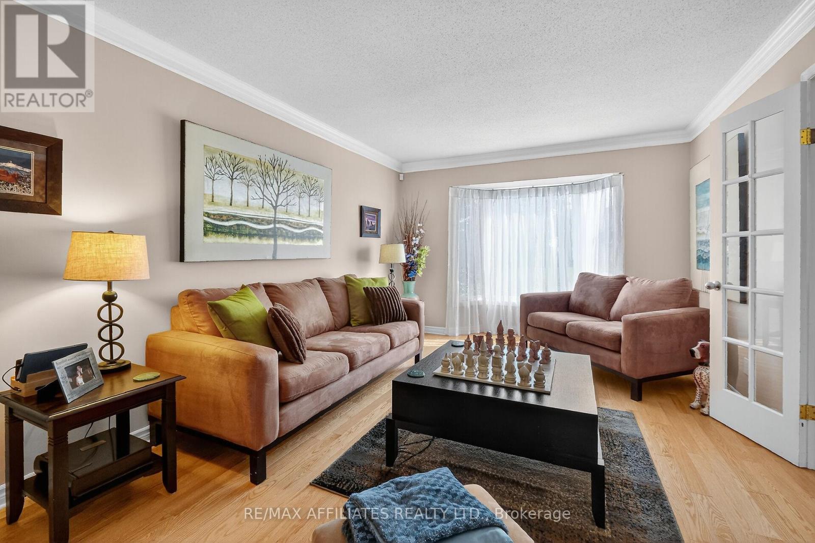 560 Falwyn Crescent, Ottawa, Ontario  K4A 2A4 - Photo 8 - X12414266