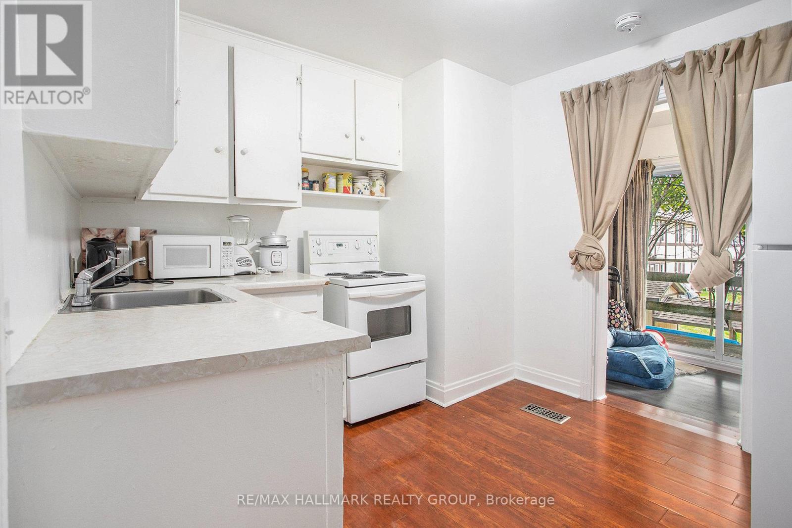 374-378 Montfort Street, Ottawa, Ontario  K1L 5N1 - Photo 16 - X12414271