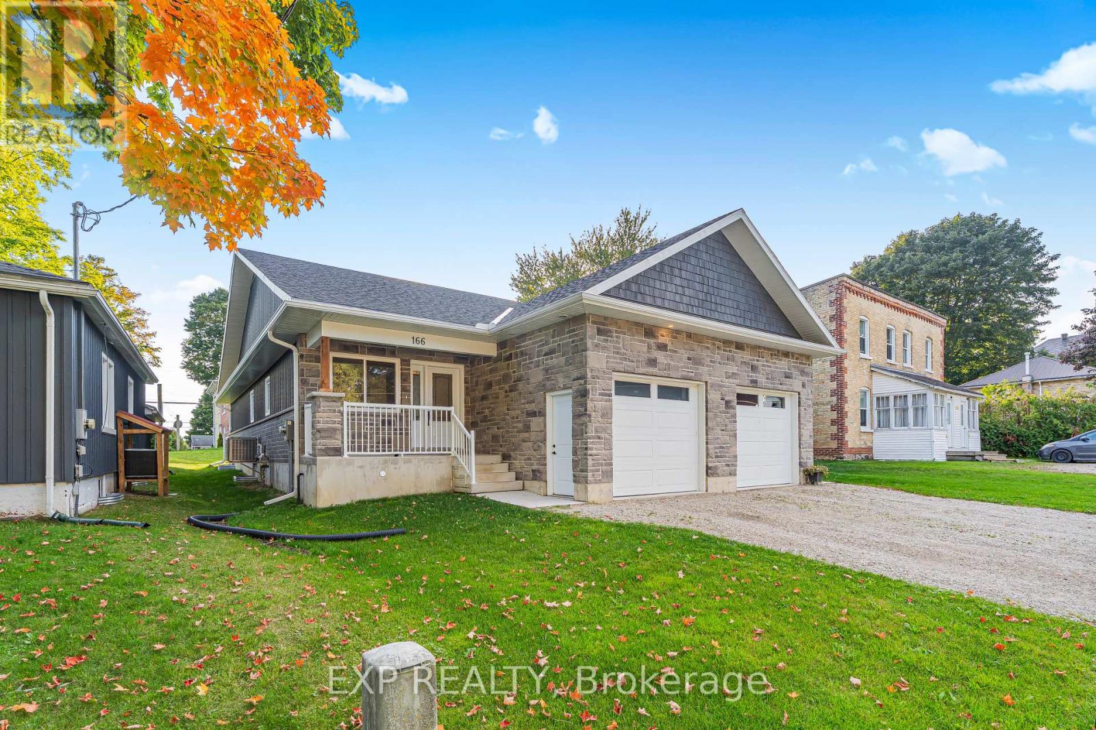 166 Webb Street, Minto, Ontario  N0G 1Z0 - Photo 3 - X12414214