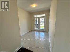 42 Lavender Road, Thorold, Ontario  L0S 1K0 - Photo 5 - X12414269