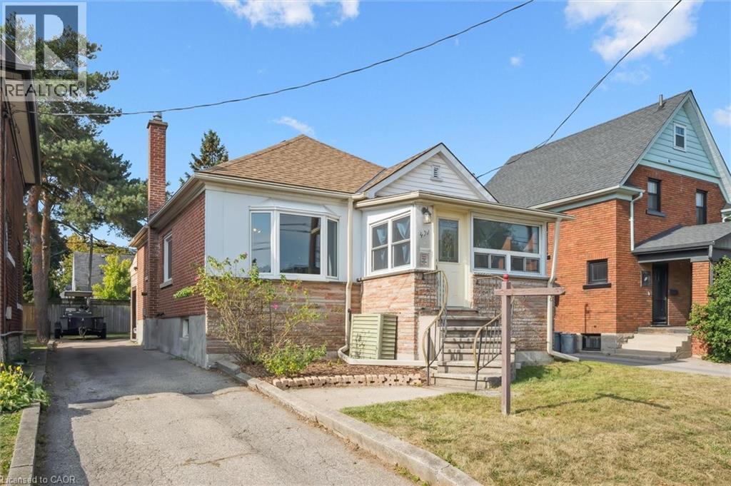 Property at 471 NYBERG Street image 4
