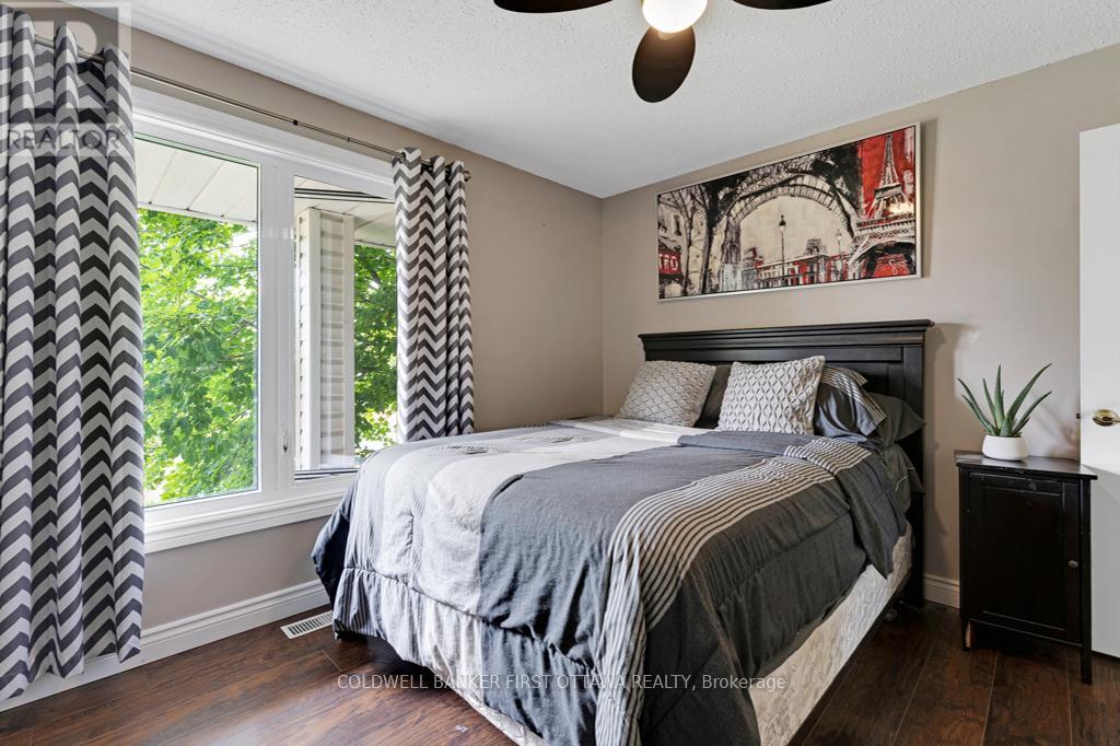376 Napoleon Street, Carleton Place, Ontario  K7C 4V5 - Photo 19 - X12383047